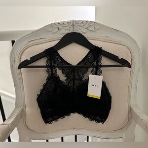 DKNY Medium Black Lace Bralette NWT